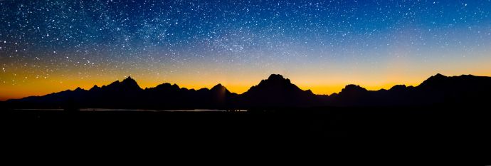 Panorama des Abendhimmels über den Grand Tetons (USA) Panorama des Abendhimmels über den Grand Tetons (USA)